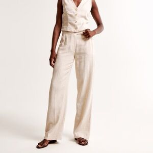 Abercrombie & Fitch Oat Wide Leg Trouser